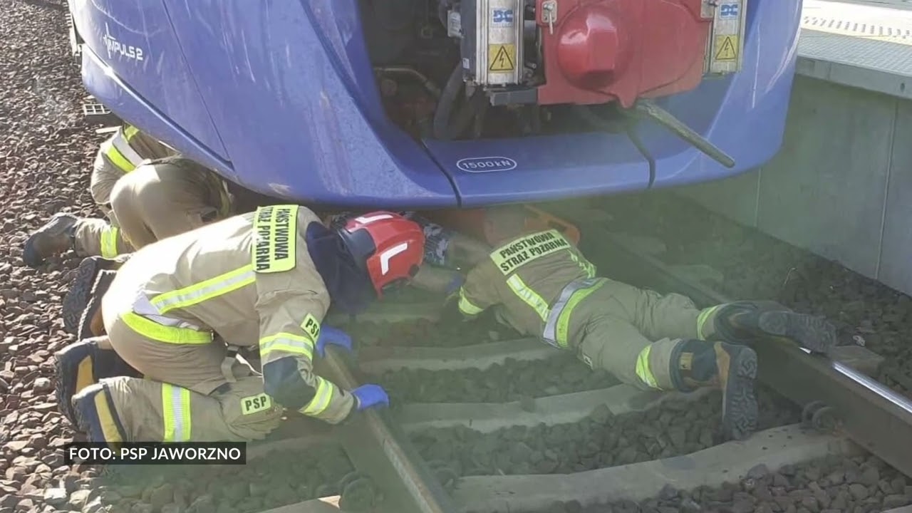 Chwile grozy na Dworcu PKP w Szczakowej. Kobieta wpadła pod pociąg