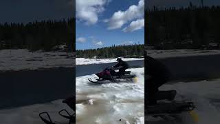 Yamaha venture 600 on water!