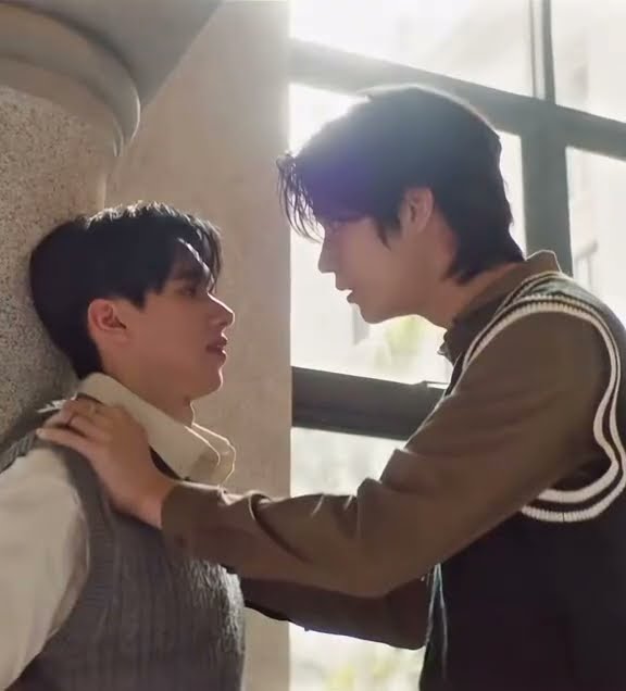jealous or what? #bl #blseries #bldrama #couple #thaibl #thenextprince #jimmyohm #zeenunew #fav #ep5