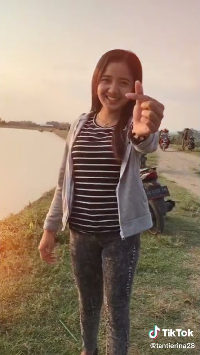 tik-tok tanti erina😍😍