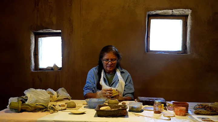 Minute Out In It: Darlene James - Hopi-Tewa Potter