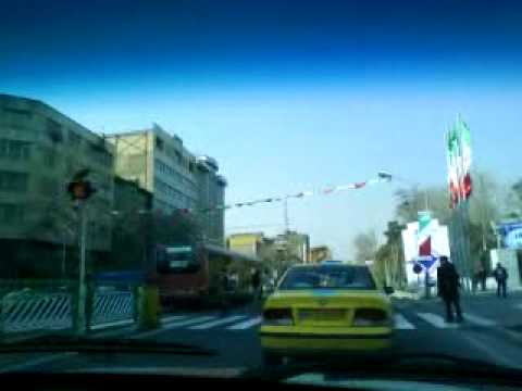 حد واصل ولیعصر تا خیابان انق لاب در حال نصب بلندگو 19 بهمن 88