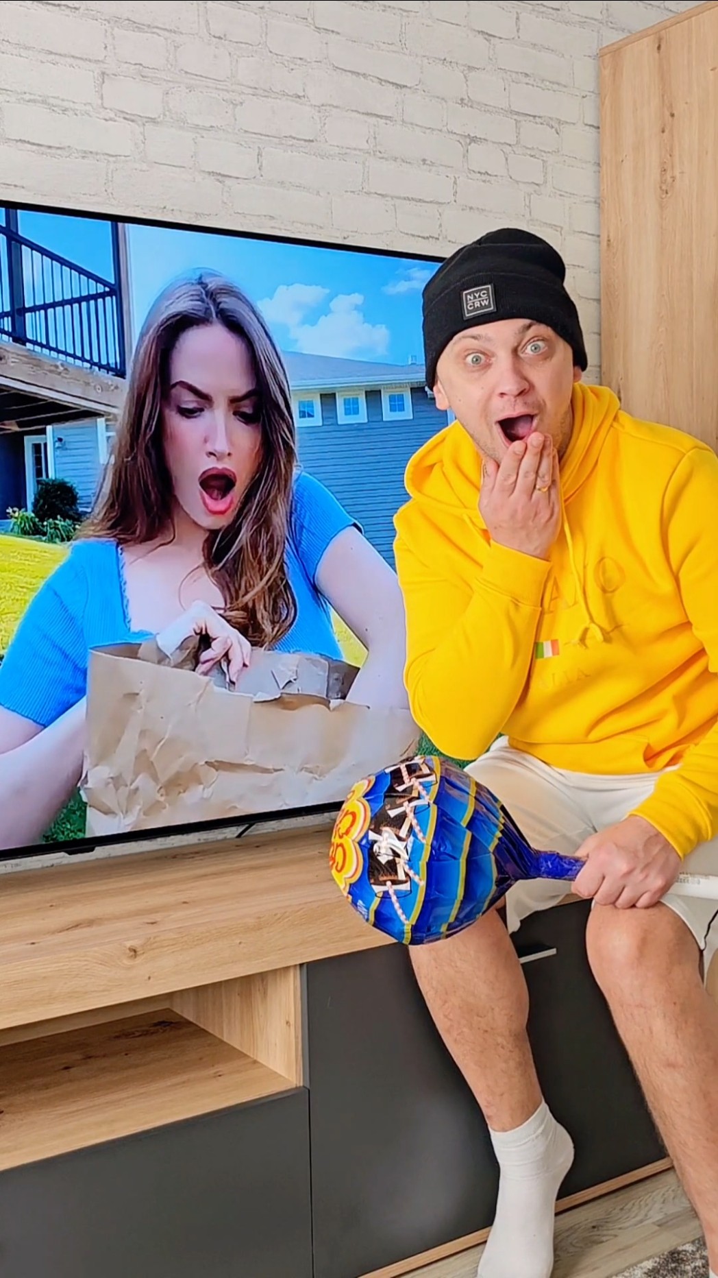 Quess what's in the bag ??