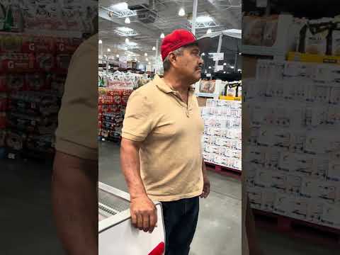 Creeper takes pictures of the wrong butt in Costco!