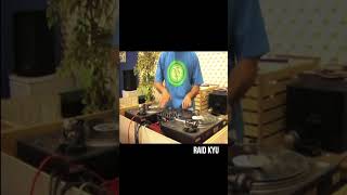 Raw scratches, raw beats. #scratchdj #turntablism #hiphop