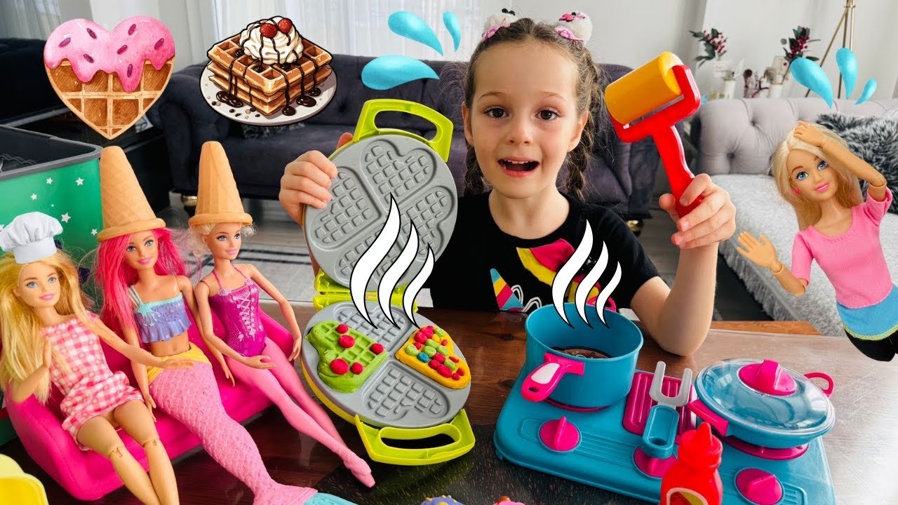 Kız Oyunları!Ada ile Dev Mutfak Oyunu!Oyuncak Bebek Videosu,Kız Oyunları,Mutfak Oyunları#baby