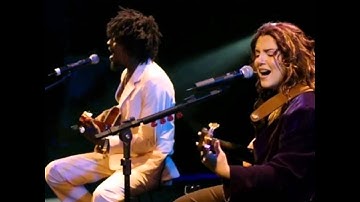 Thumbnail of Ana Carolina & Seu Jorge - É isso aí (ao vivo) [The Blower’s daughter]