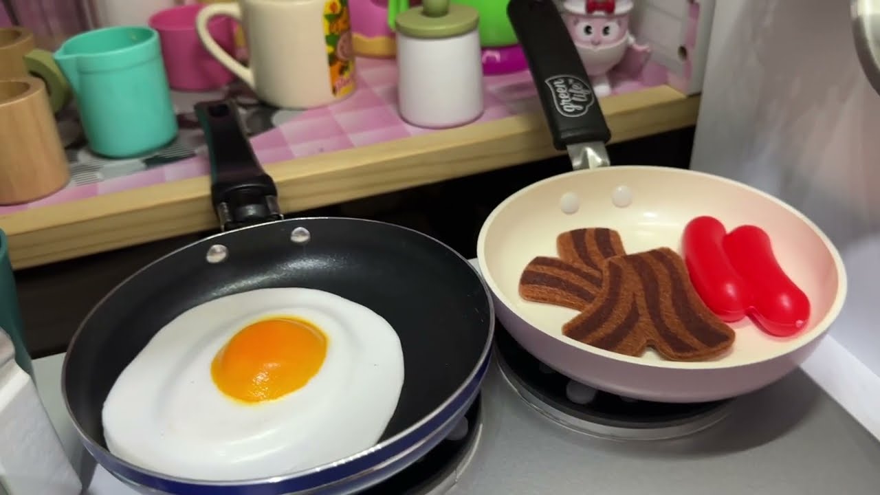 Preparando desayuno 🍳 🥓 | ASMR comidita de juguete