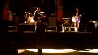 Jeremy McKinnon of A Day To Remember singing &quot;Jolene&quot; by Ray LaMontagne