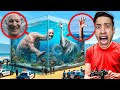 دخلت حوض سمك وطلع فيه يد المساعدة المزيفة المرعبة HAND SEA MONSTER حقيقي 