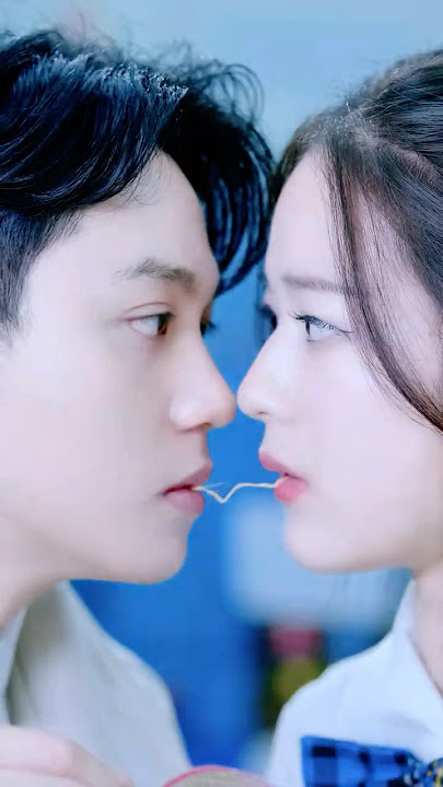 Spicy Noodle Race… But a Sweet Surprise?! 😈 #linhchihihi #messyclassroom #schoolcrush #schooldrama