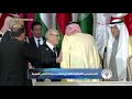 خادم الحرمين الشريفين يسلم الرئيس التونسي الباجي قائد السبسي رئاسة القمة العربية 