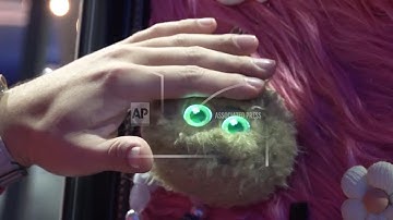 AI gadget that just wants to be friends on show at MWC in Barcelona ++REPLAY++