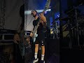 Groovando na música Fantasma