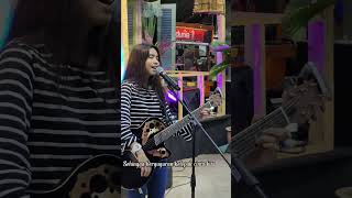 Download Lagu Tak Mungkin Berpaling - Zamani Slam cover by Nurul Iman... MP3