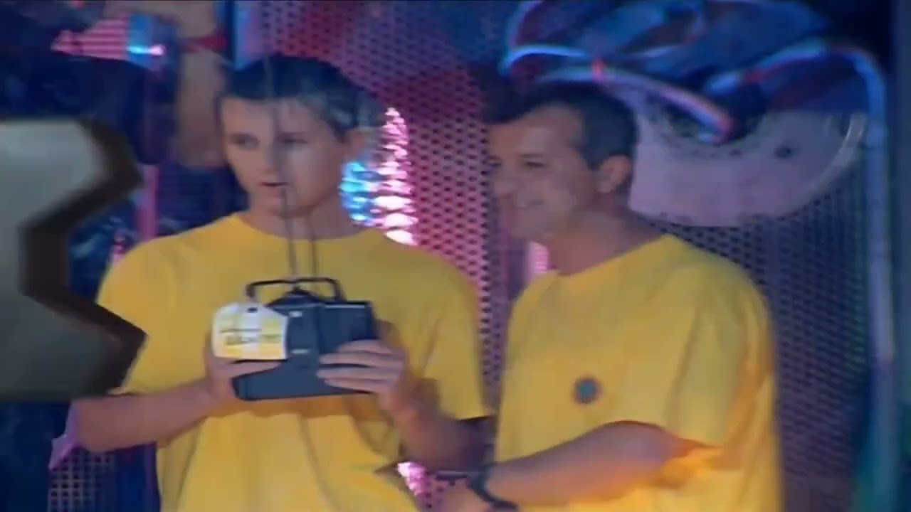 Hypno-Disc VS. Splinter REVERSED (sraW toboR)