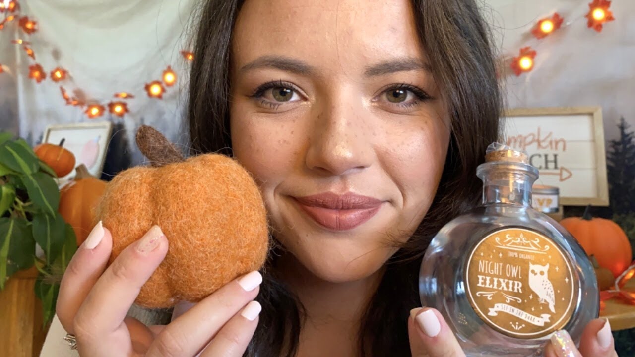 ASMR Fall & Halloween Decor, Clothing, Triggers | tapping, scratching, tracing, whispered, spooky