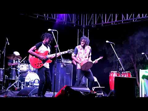 Gwevedzi - Mashoko(live @zimparks let it rain festival  November 2022)