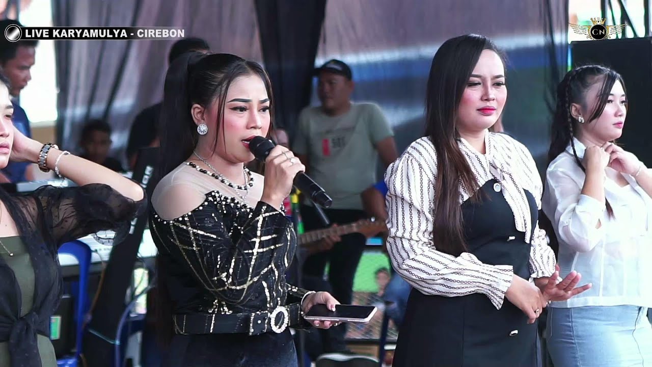 ADEM AYEM ~ DEVI ADINDA // CITRA NADA LIVE JL.KAYUWALANG - KARYAMULYA // KEC.KESAMBI - KOTA CIREBON