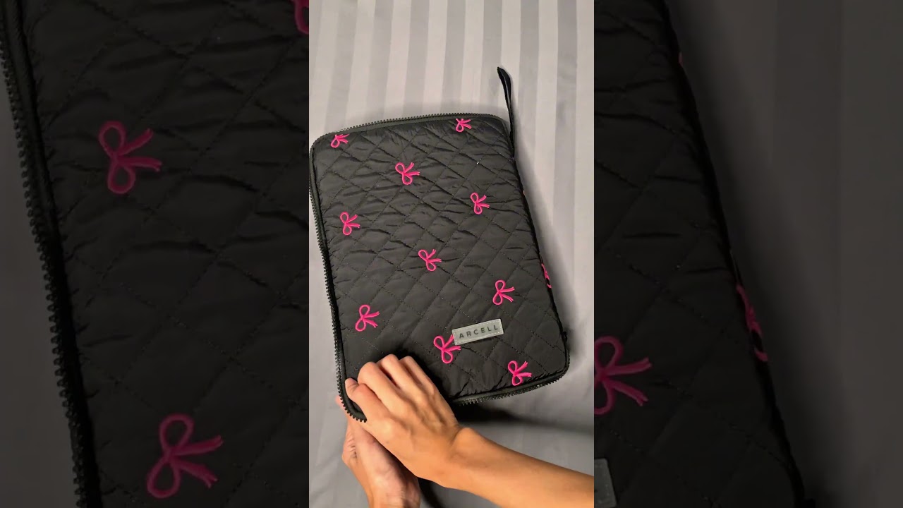 iPad Sleeve / Tas iPad  [Link in Bio] 