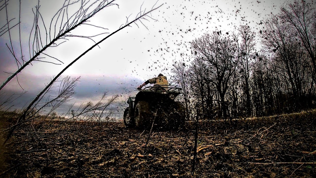 Doing Doughnuts On My 4-Wheeler! (Rainy Day Shenanigans) 