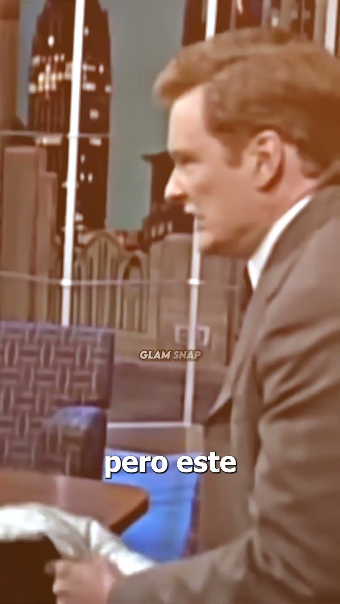 Jackie Chan ENSEÑA a Conan una ACROBACIA?