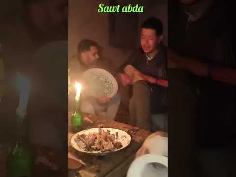 جلسة فنية مع الفنان إبراهيم لهوير ومجموعة من الفنانة بنواحي باسفي