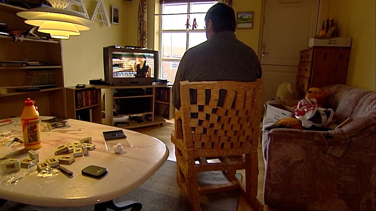 Tændstikmanden fra Søndersø: Lars bygger møbler af tændstikker (2007)