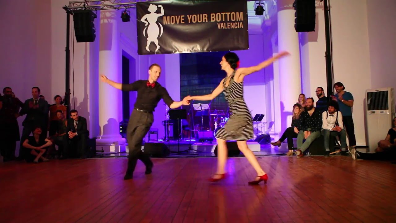 DAX & SARAH | Move Your Bottom 2016