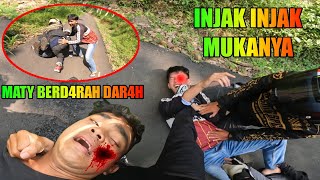 INTENSE BRAWL UNTIL BLEEDING
