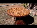 Come realizzare un Tavolo in resina e legno fatto con materiale di recupero