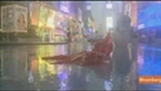 New York City Avoids Serious Damage as Irene Heads North screenshot 1