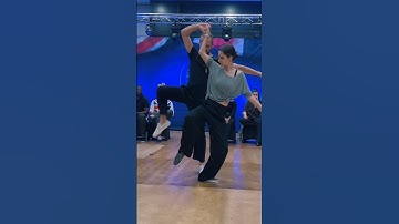It was on after that first move 🤣🤣🤣 #improv #westcoastswing
