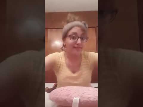 ساري كوول كتقول الله ينجيك من الجيعان إلى شبع والله ينجيك من الساكت إلى هدر