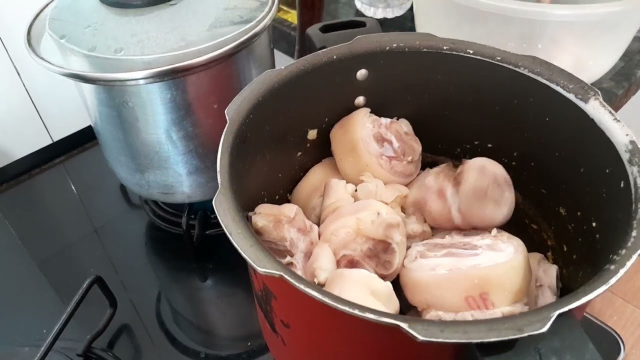 PÉ DE PORCO RECEITA DA VÓ