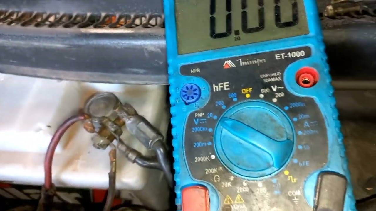 Corsa efi muito acelerado..