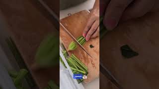 ASMR SLICING SPINACH shorts youtubeshorts vegetables greenleaf amazing satisfying fyp fresh