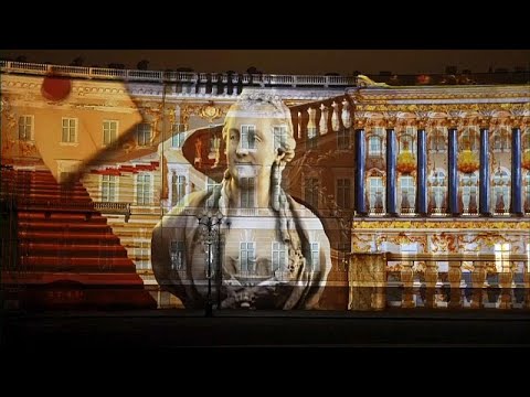 Video: Wie Feiert Man Einen Geburtstag In St. Petersburg