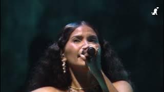 Bad Bunny ft. Chuwi - Weltita / Latin Grammy 2025 / Univision