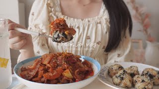 🌶Eating spicy bean sprouts bulgogi and rice balls, 🧀cheese cookies larger than the palm of my hand by 연조 Yeonjo 13,926 views 3 weeks ago 27 minutes