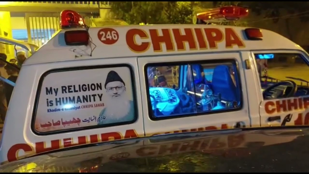 Karachi 01 woman killed, 1 man seriously injured in traffic accident near Qayyumabad Iqra University