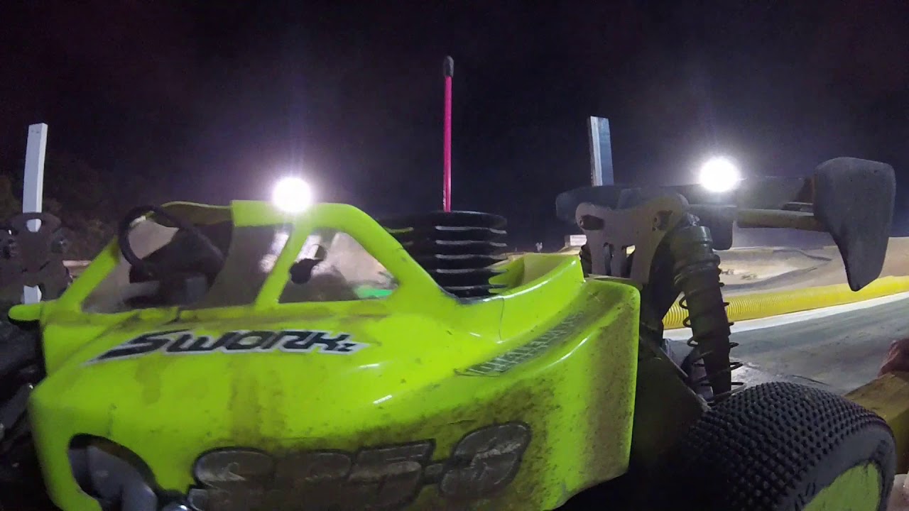 Barnstormers R/C 2019 NESS  rd2 (poor video angle) 40+ Nitro Buggy A-Main @ Wall RC