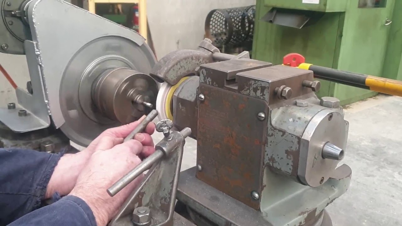 J118067 Cincinnati Tool Cutter Grinder