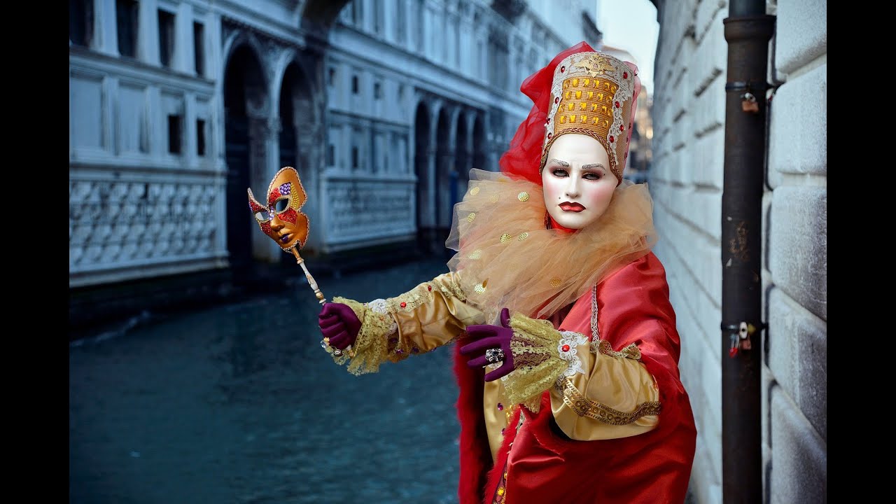 RomanticVenice - The soul of Venice is its masks. (Mieczysław Kozłowski)