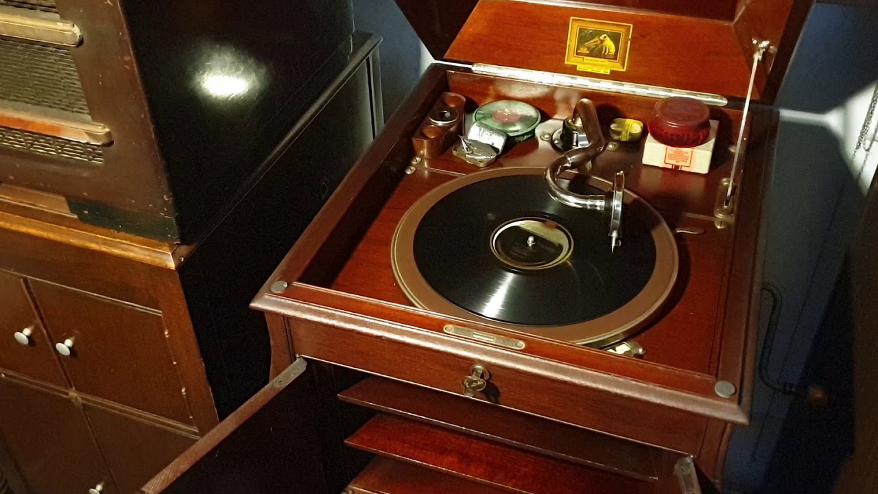 All By Myself. Ernest Hare and Crescent Trio. Brunswick 78rpm record. HMV 161 Phonograph