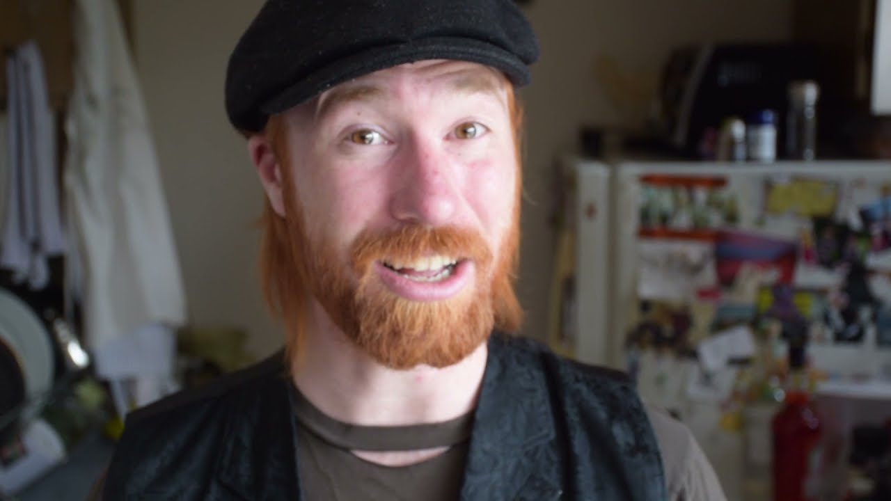 SURLY BARTENDER - Marguerite