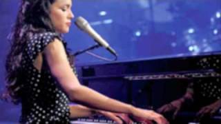 Norah Jones "The Tennessee Waltz" (live) chords