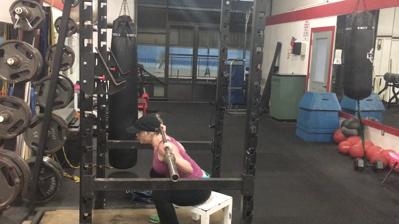 athletenschmiede Booty Training Devices & Gimmicks For Women Are A Scam!