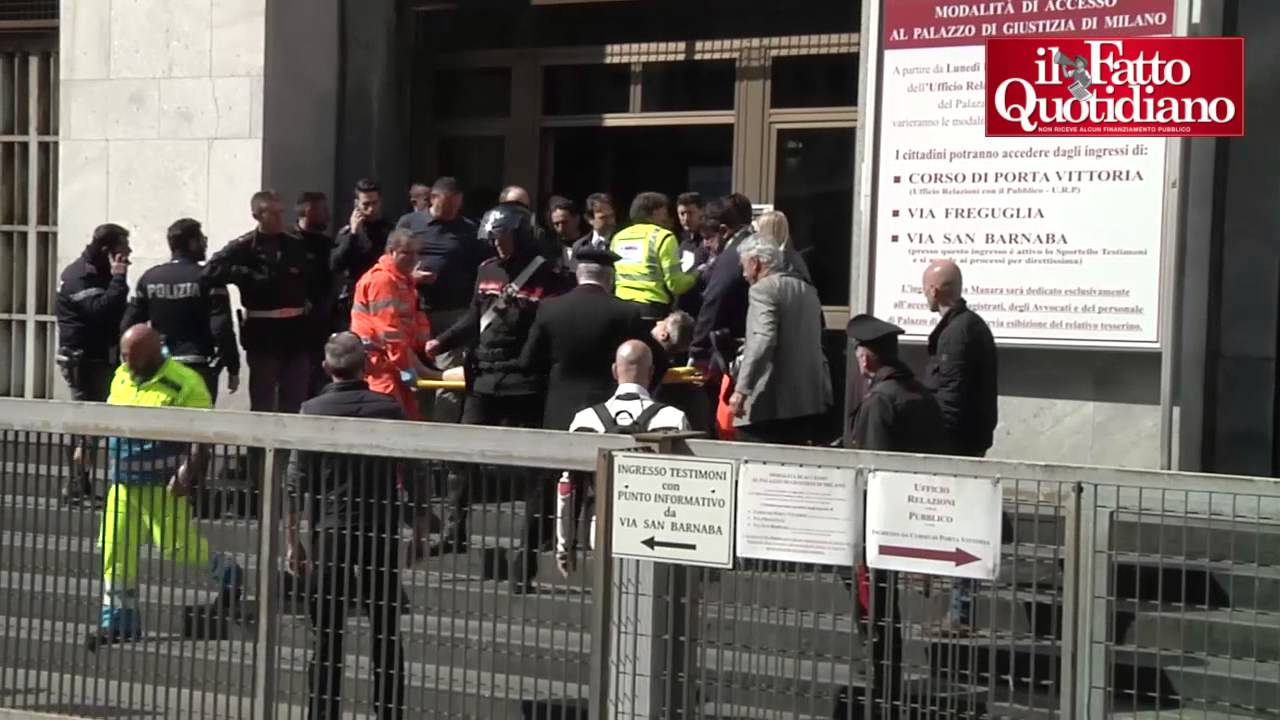 Sparatoria tribunale Milano, uno dei feriti soccorso all'esterno del palazzo di giustizia
