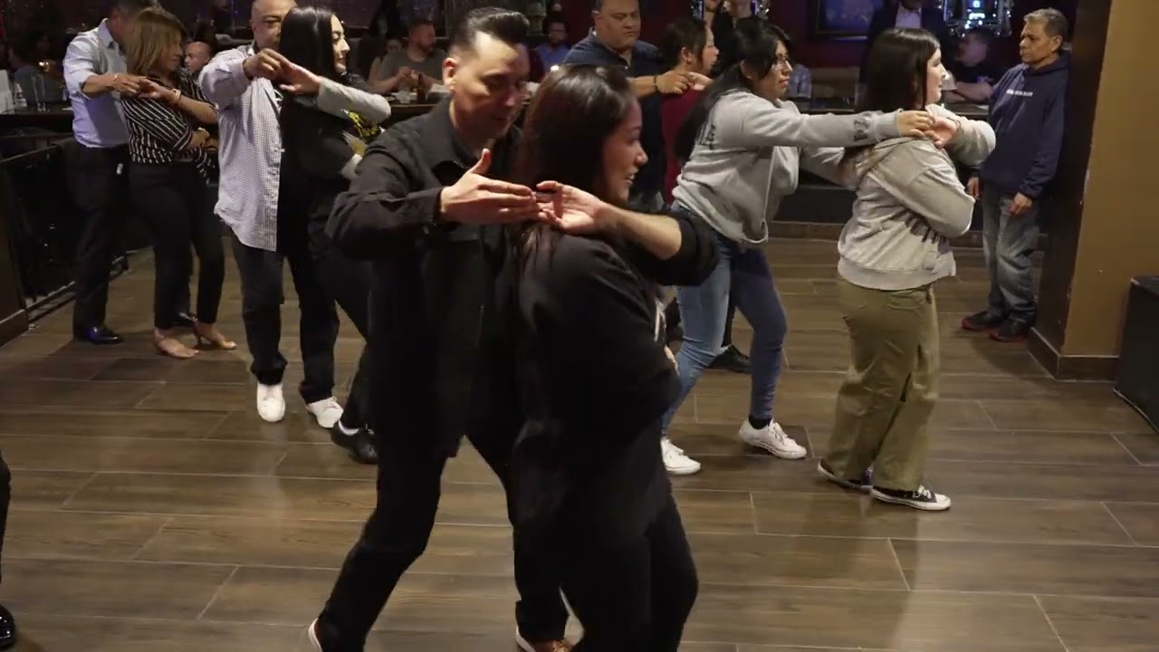 Salsa Lessons Sunday